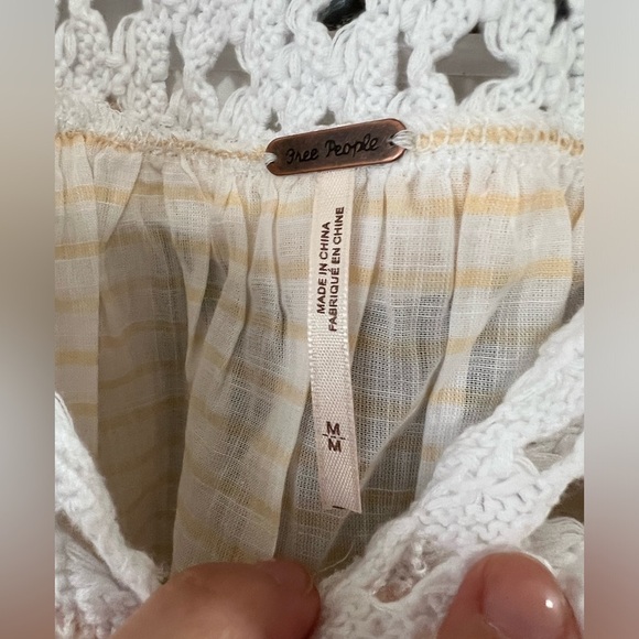 Free People Allora Allora Crocheted Ruffled Top - Size M - NWT - Picture 4 of 11